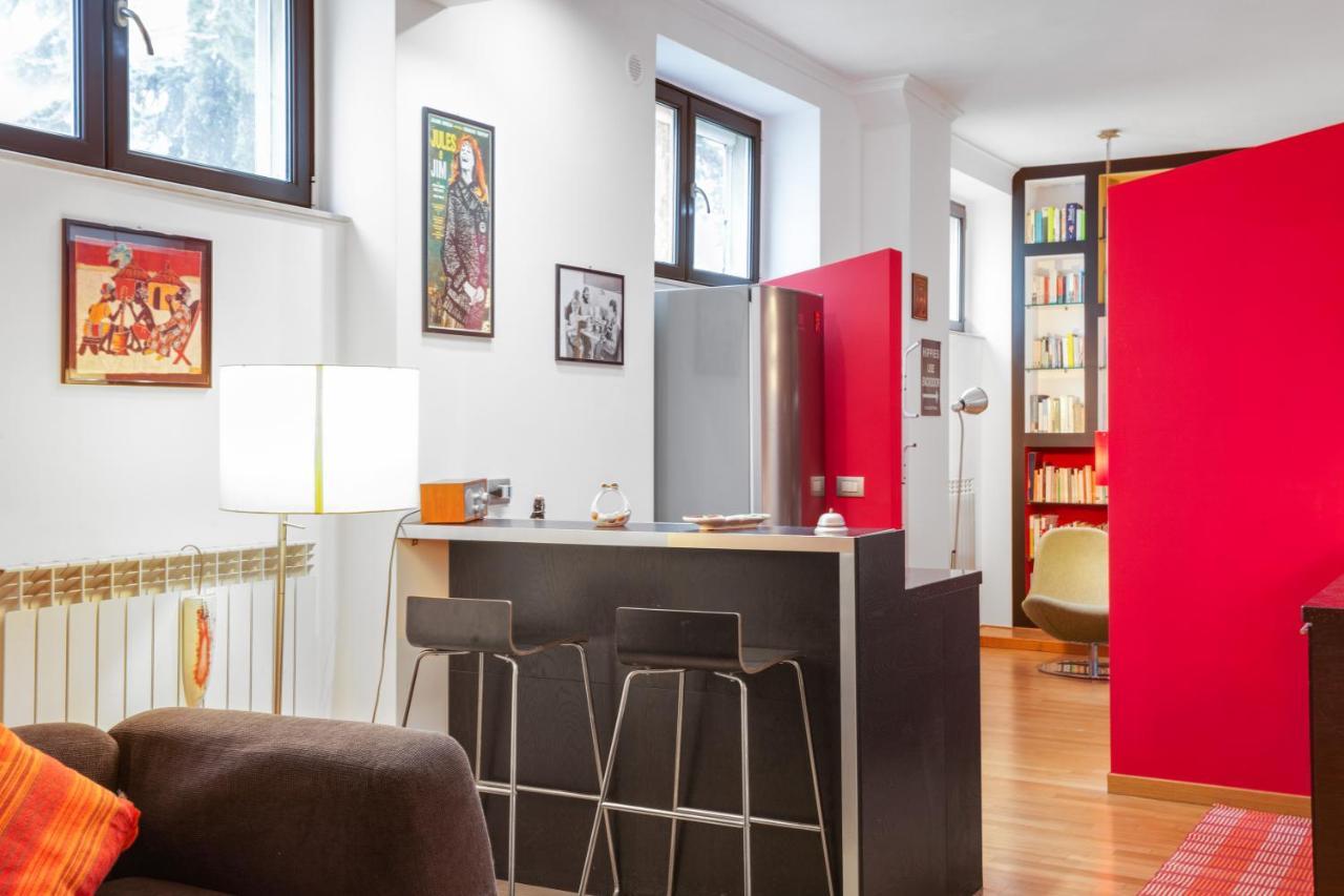 *Movies & Books* Stylish House With Jacuzzi Apartment Bari Bagian luar foto