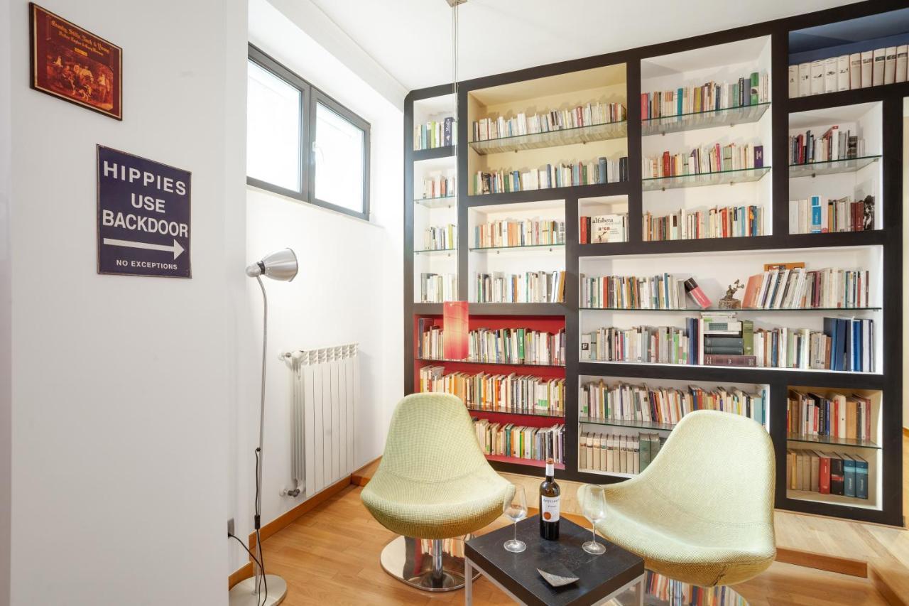 *Movies & Books* Stylish House With Jacuzzi Apartment Bari Bagian luar foto