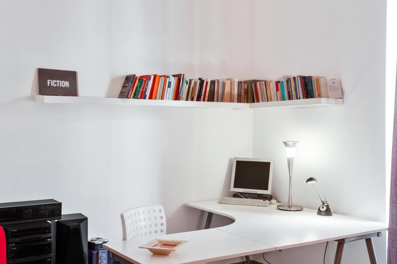 *Movies & Books* Stylish House With Jacuzzi Apartment Bari Bagian luar foto